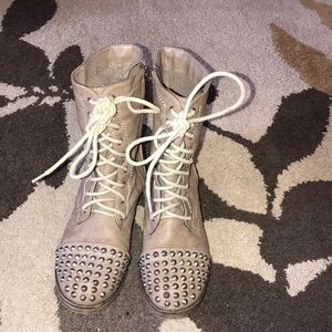 Combat boots with studs